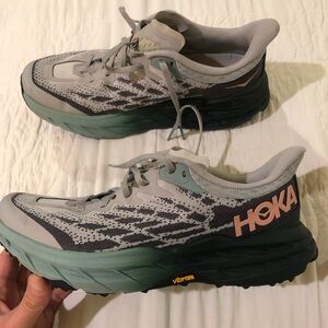 Hoka speedgoat 5.